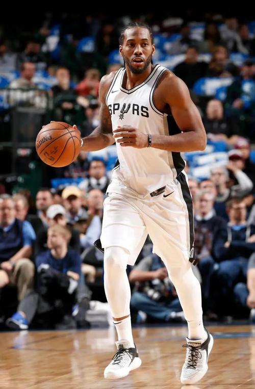 开拓者vs活塞前瞻：阿夫迪亚PK康宁汉姆，活塞欲捍卫主场（开拓者客战活塞前瞻：阿夫迪亚对决康宁汉姆，底特律誓守主场）