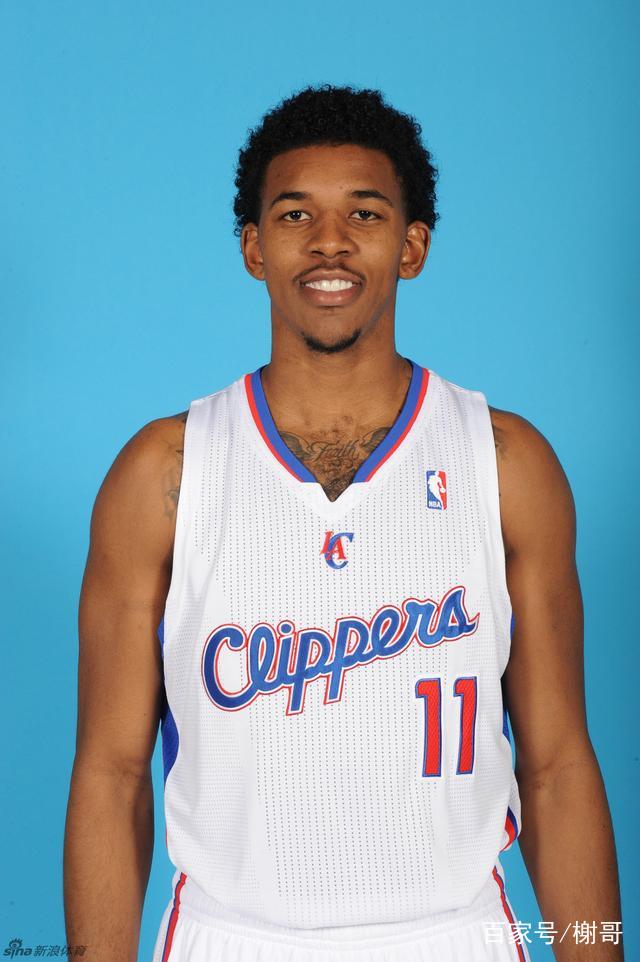 快船队签下保罗背后的原因探究（快船签约保罗的幕后考量）