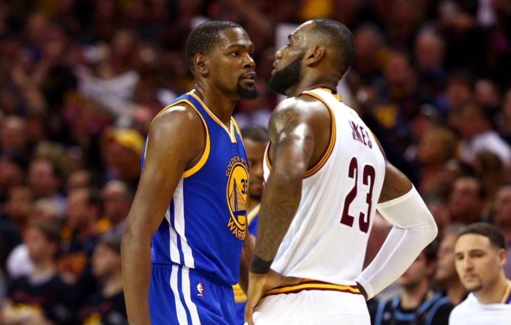 龙塞罗：维尼修斯换头像非正确做法，姆巴佩认为C罗不可超越（龙塞罗批评维尼修斯更换头像不当，姆巴佩称C罗无人能超越）